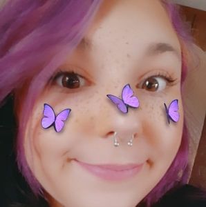 Meet your Posher, Niki